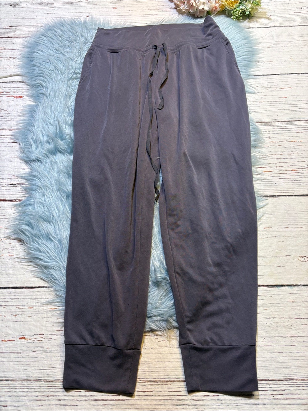 Fabletics Grey Light Weight Jogger Sweatpants sz L
